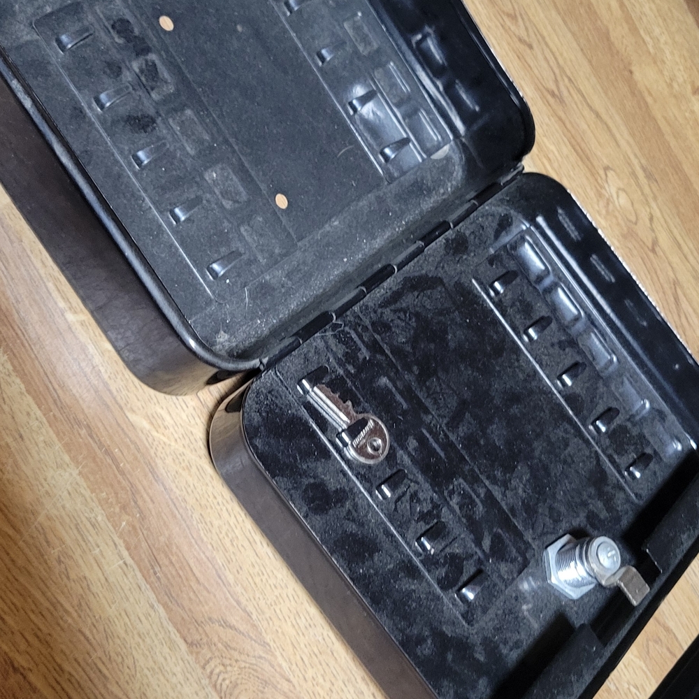 Black Lock Box with Keys - Picture 2 of 3